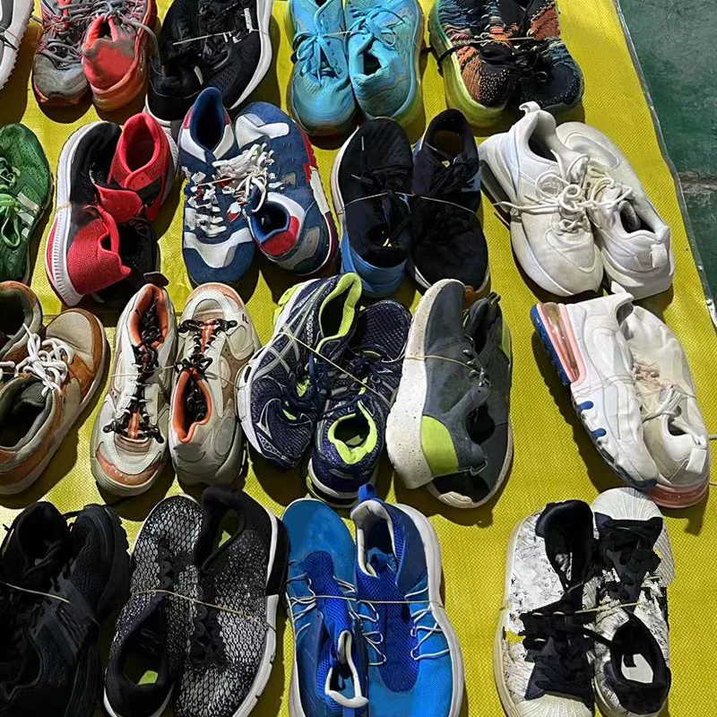 Hot Selling Second Hand Branded Shoes High Quality Breathable Used Stock Sports Shoes Factory Wholesale Used Men Shoes Sneaker