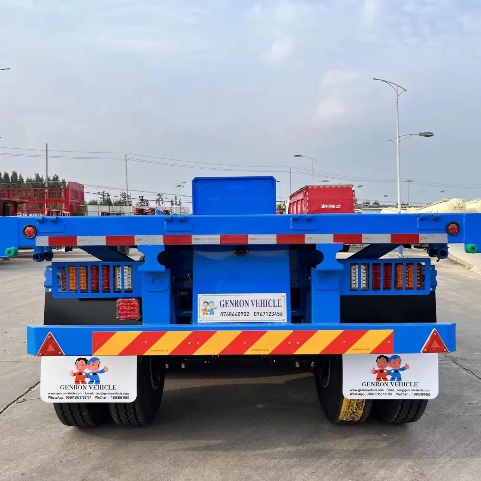 China good quality Flatbed trailer to transport heavy cargo and containers with 3 axles trailers for cars