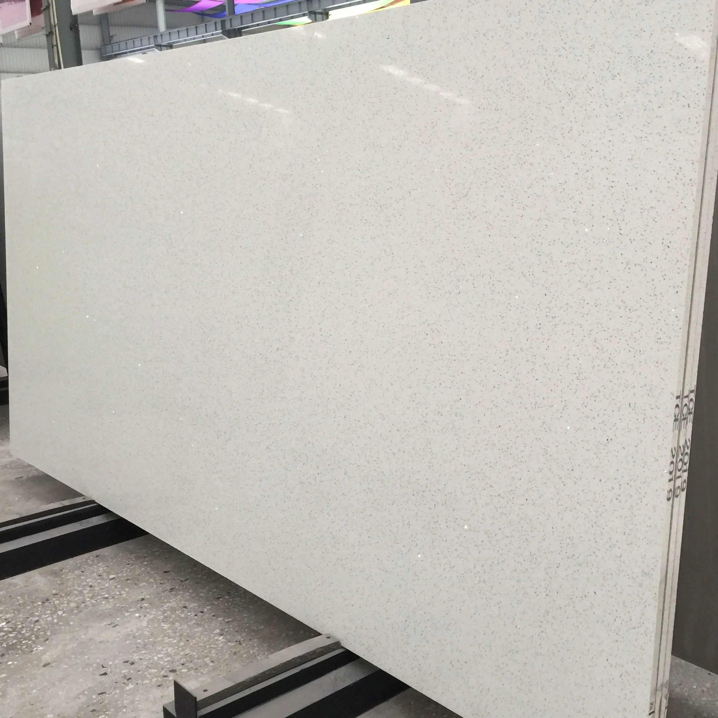 Sparkle white quartz