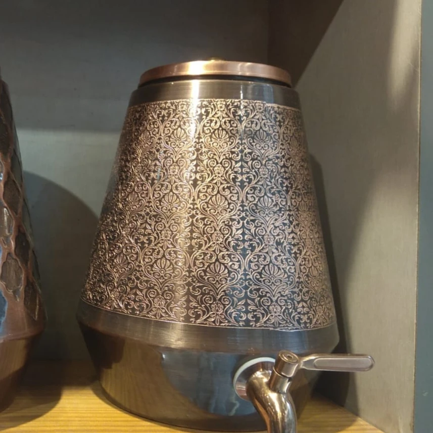 Latest Design Copper Water Cooler Hammered Design Copper Water Container Natural Handicraft Water Dispenser