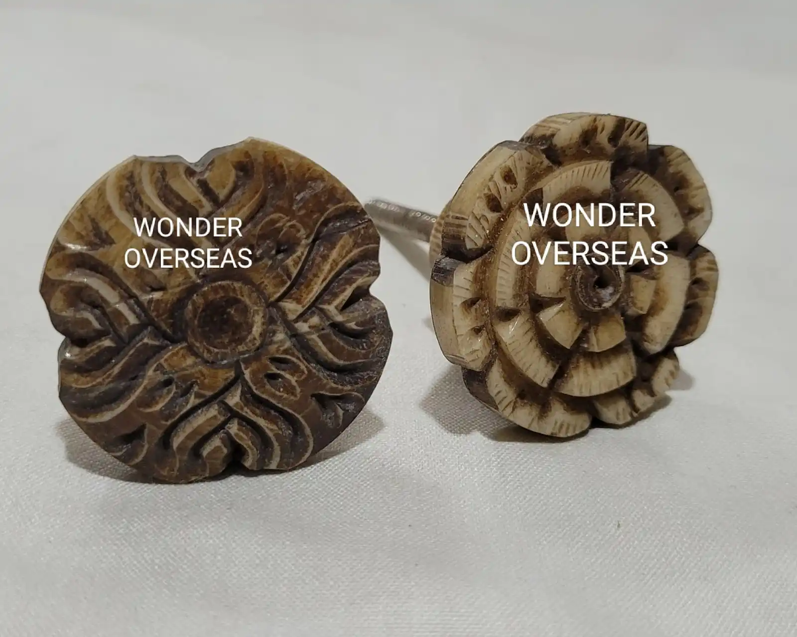 Classic Decorative Exporting Best Quality Cabinet Furniture Bulk Supply Solid Hardware Bone and Horn Knob at Good Price