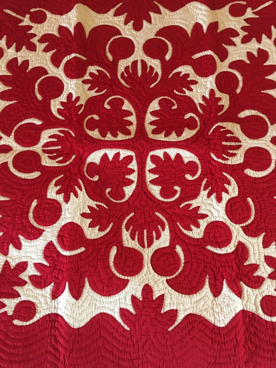 100% hand appliqued not a machine embroidered Hawaiian handmade quilts baby blankets/ wall hanging 42/42 red with free shipping