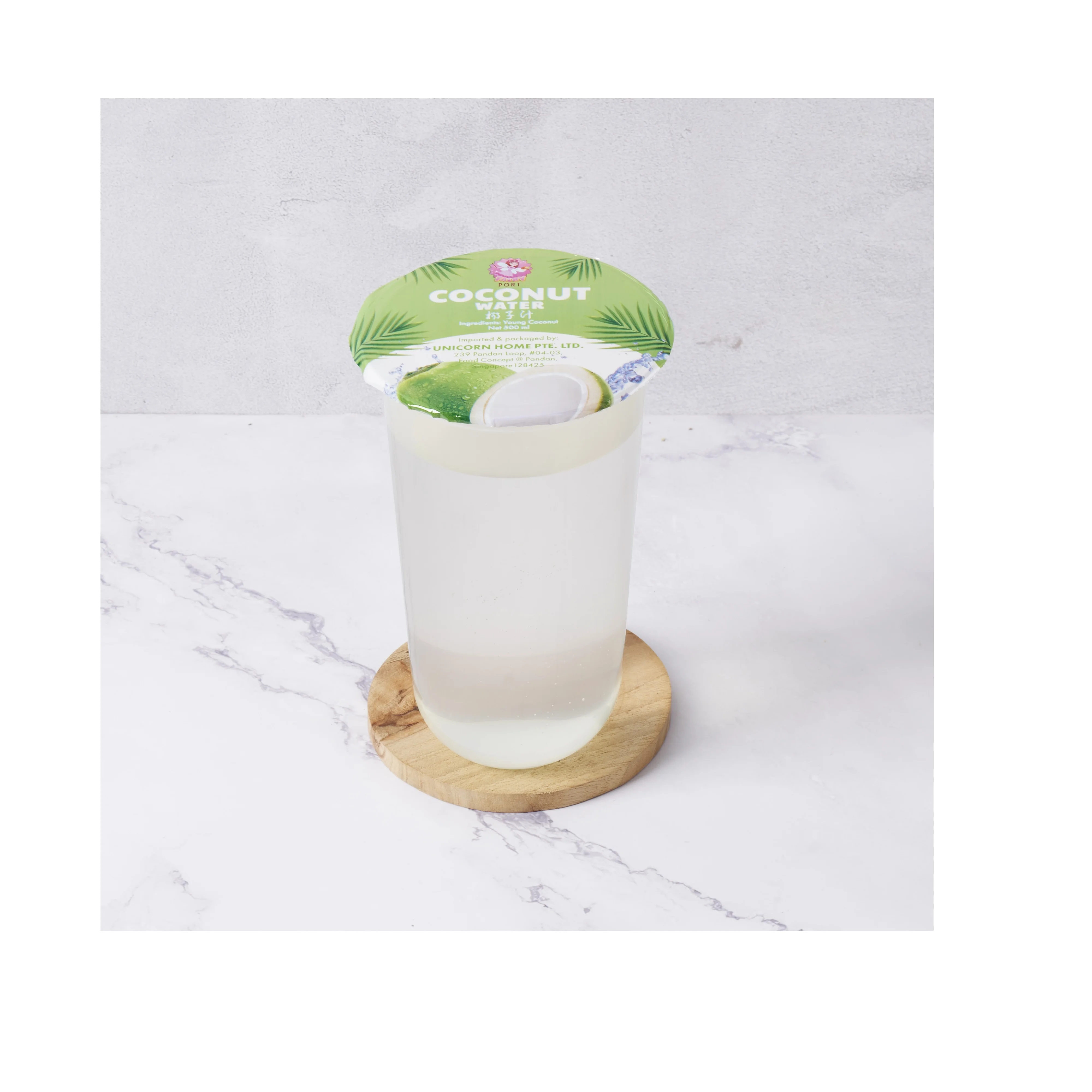 Sweet Refreshing 450ml Chilled Thailand Fresh Coconut Water 7 Days Shelf Life Flavored Concentrate Milk Box Packaging