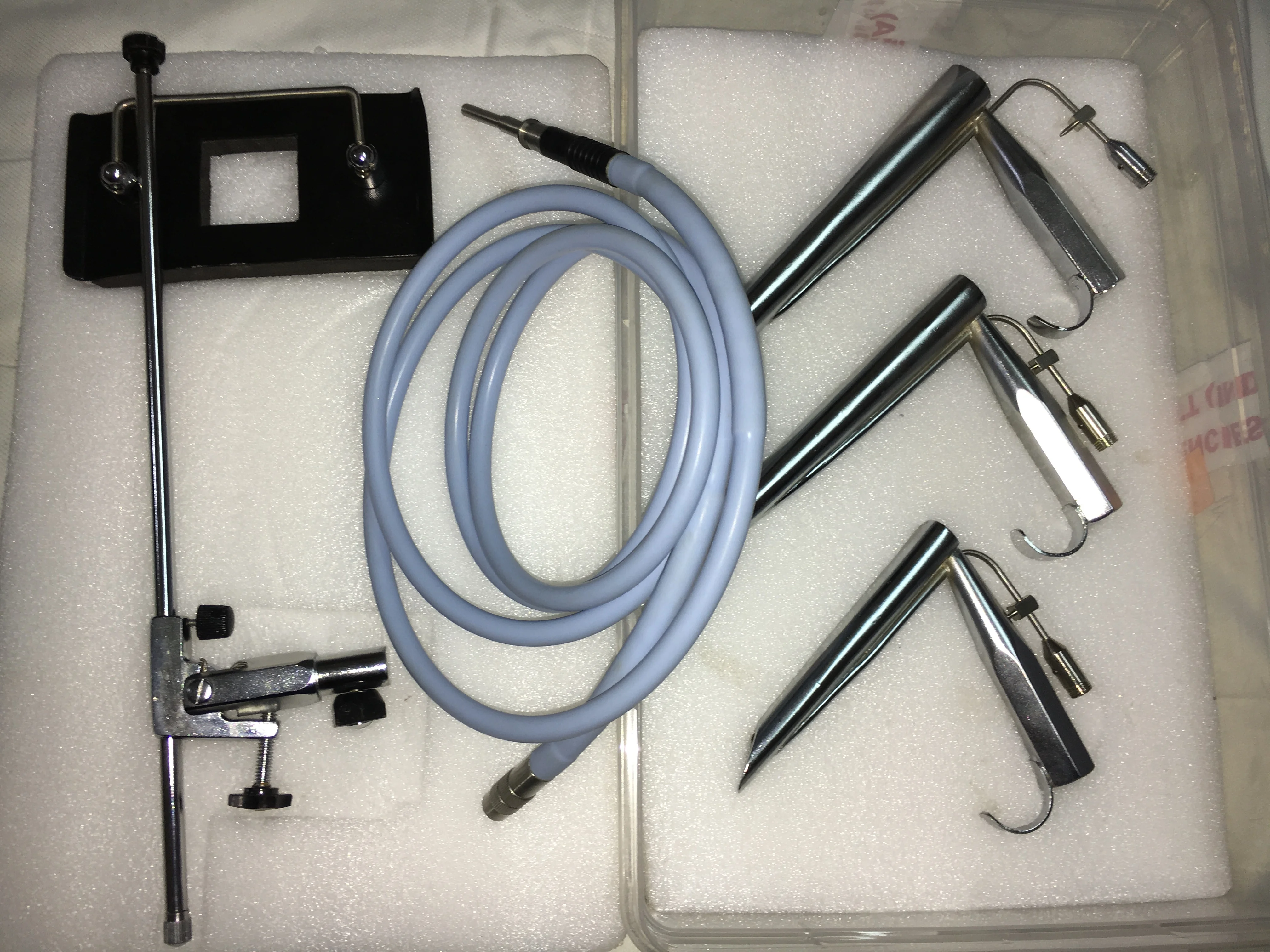 Fiber Optic Laryngoscope Set with Cable, Bronchoscope Set and Chest Support Holder