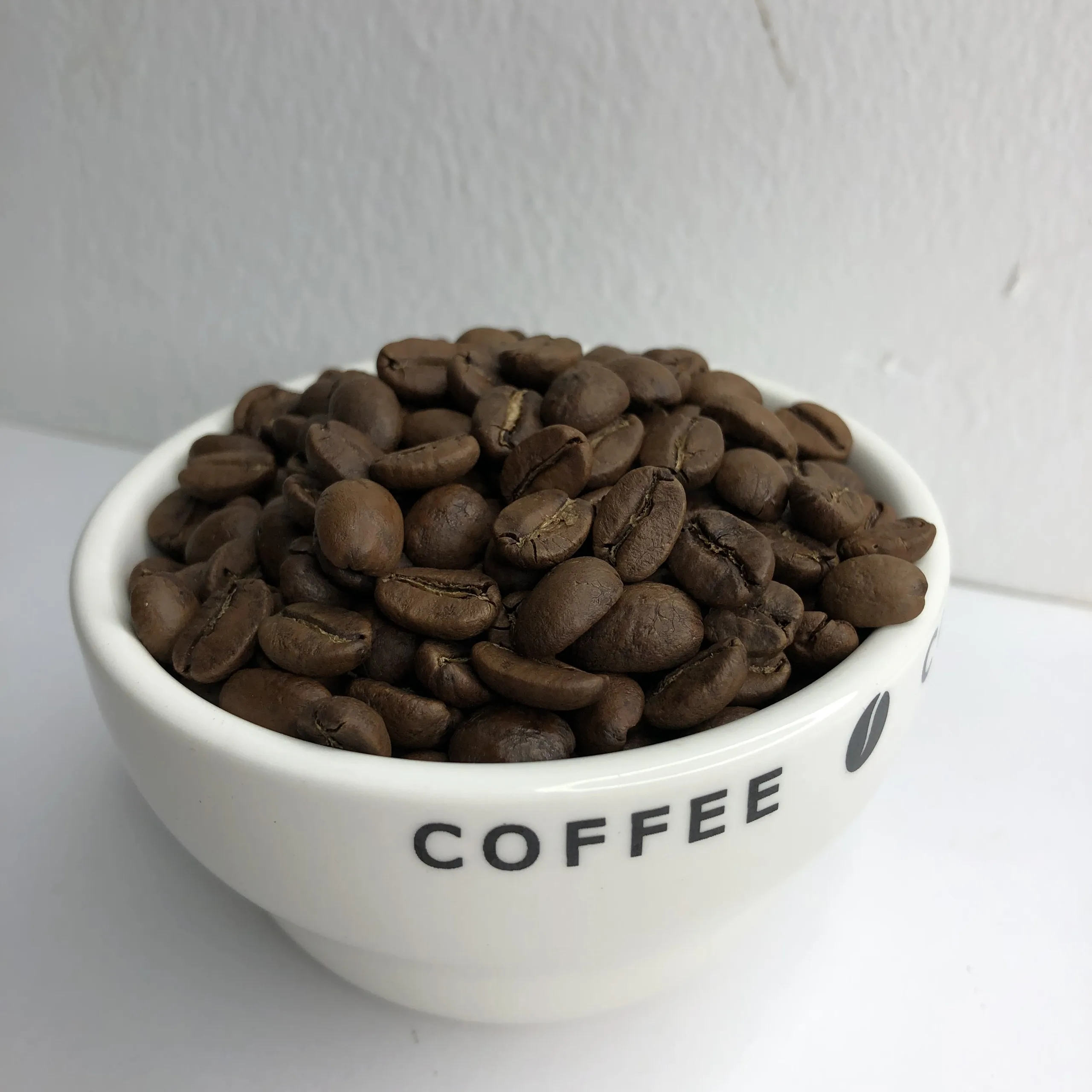 Высокое качество кофейные бобы Robusta полностью мойка медовый процесс натуральный из Вьетнама низкий минимальный объем 2 кг готов к отправке по конкурентоспособной цене