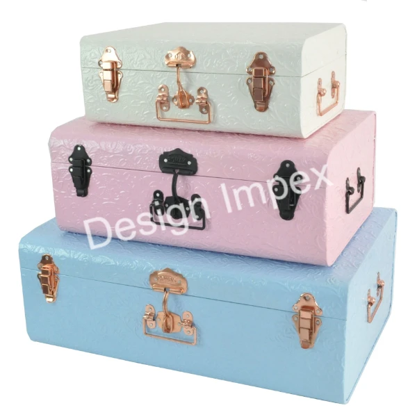 Luxury Suitcases Set Of Three Long Lasting Nice Quality Unique Trunk Box With Three Different Color Tones Made In India