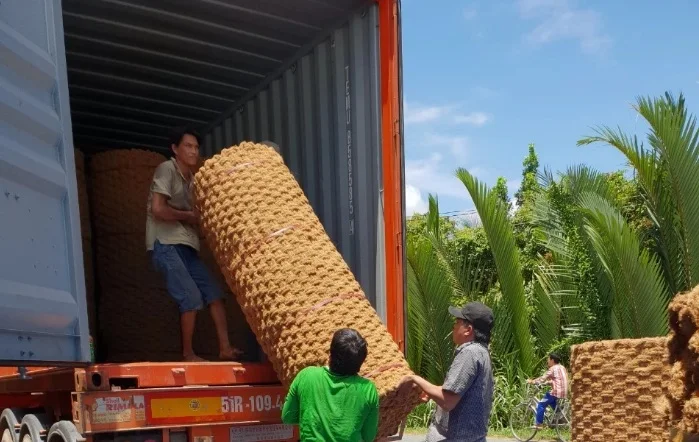 Coir Mat Roll Coconut Fiber Mat With The Length Up To 15m For Road Paving Wholesale Price