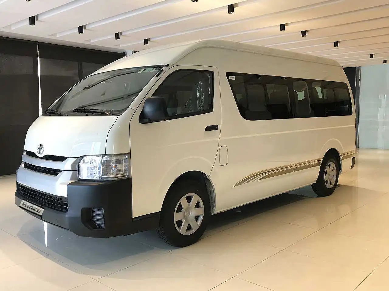 USED 2019 TOYOTAS HiAce 15 Seater Bus, 100% Original Factory Sealed, Comes with 1 Year Warranty & Guarantee.