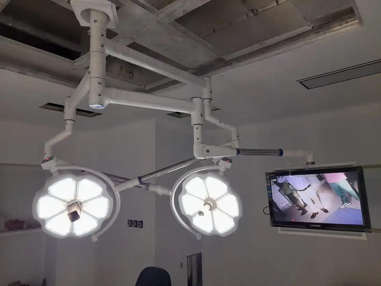 Высокоэффективный свет с двойным управлением камерой и тремя ручками от индийского поставщика