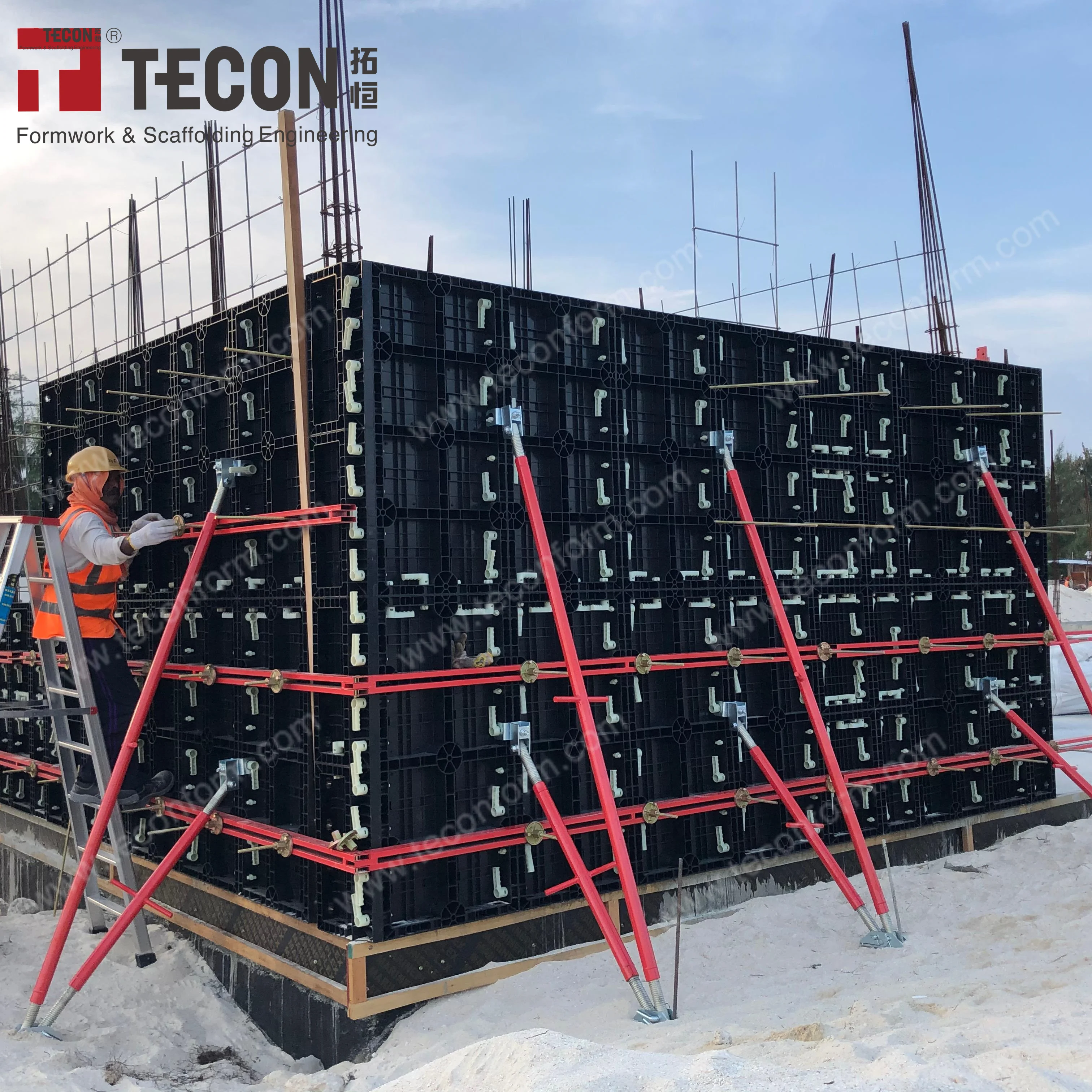 Бетонная пластиковая опалубка используемая в бассейнах