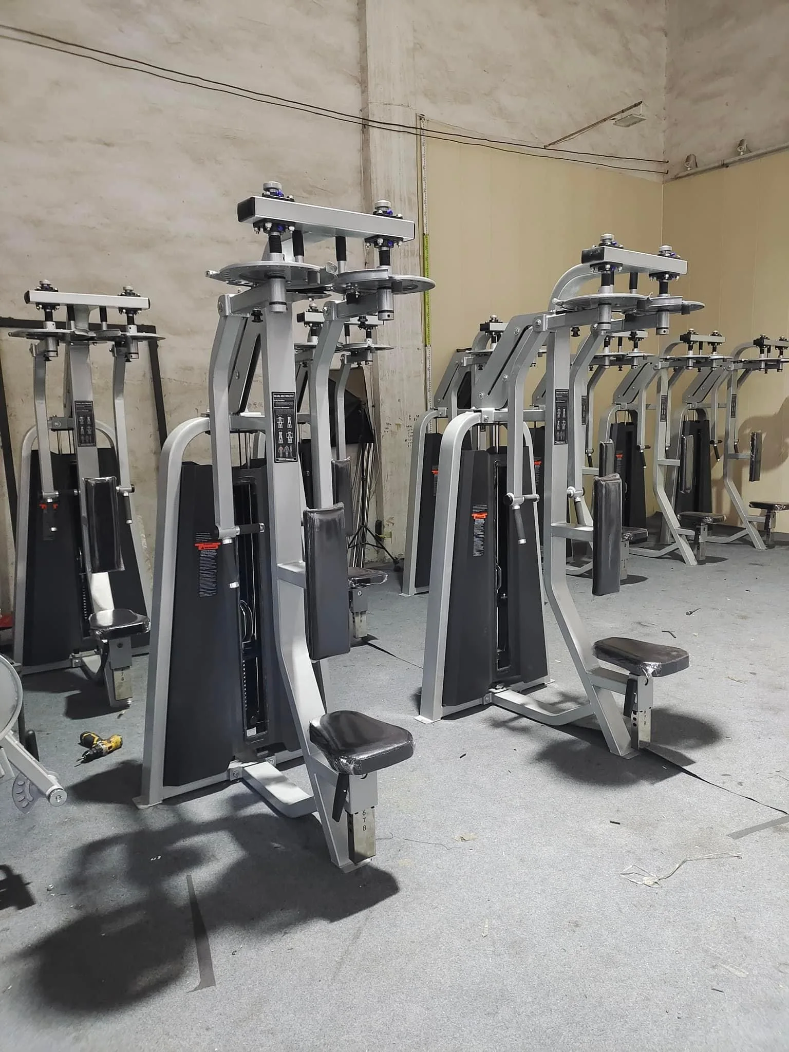 Owl Hot Sales Commercial Exercise Fitness Equipment Strength Machine Pin Loaded Pearl Delt and Pec Fly Chest training