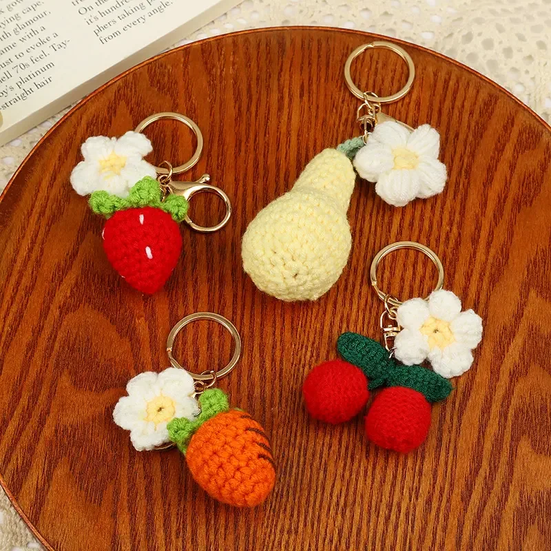 Handmade Knitted Avocado Carrot Strawberry Cherry Key Chains Wool Crochet Fruit Macrame Keychain Woven Keyrings Women Bag Charms