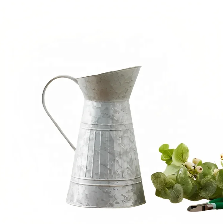 Reasonable designed water pitcher embossed structured serving jug hot and cold drinks serving kettle