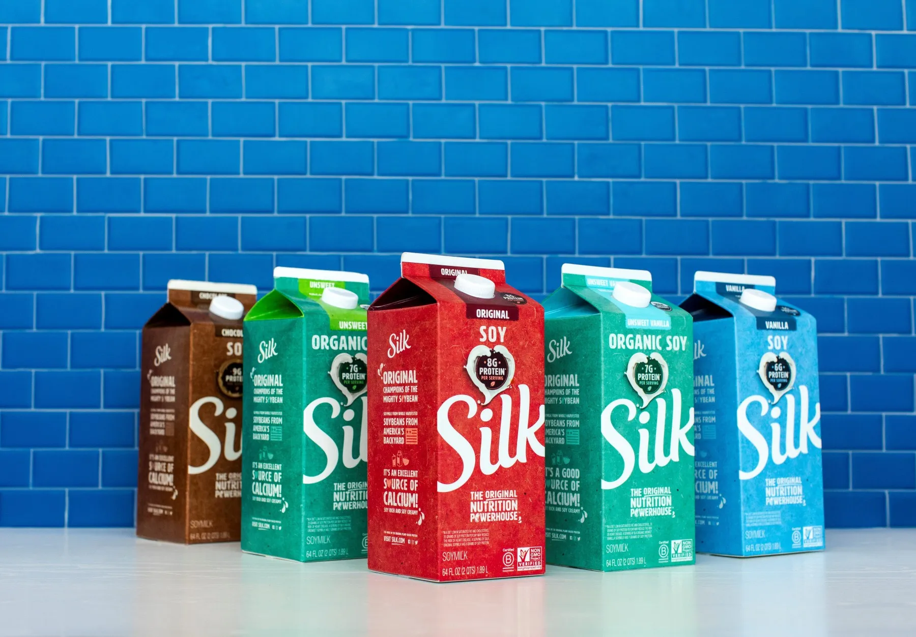 Silk Vanilla Dairy Free, Soy Milk Yogurt Alternative, Smooth and Creamy Plant Based Yogurt with 6 Grams of Protein Per Serving