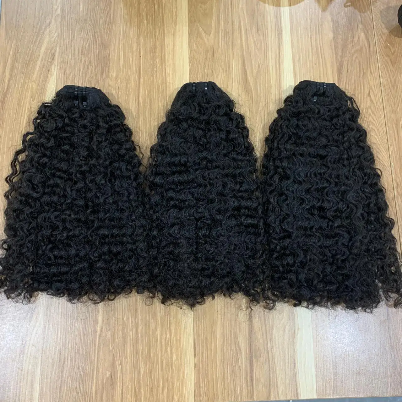 16-Inch Burmese Curly Double Weft Vietnamese Human Hair Extensions Raw 3-Bundle Natural Black Closure Wig