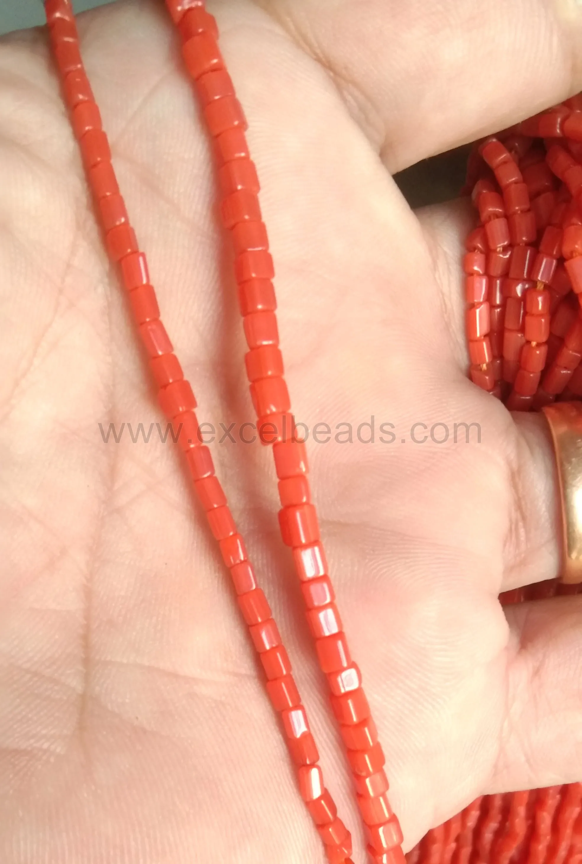Glass beads 3mm 4mm 5mm cubes tubes ovals and tubes at wholesale price from bead manufacturers