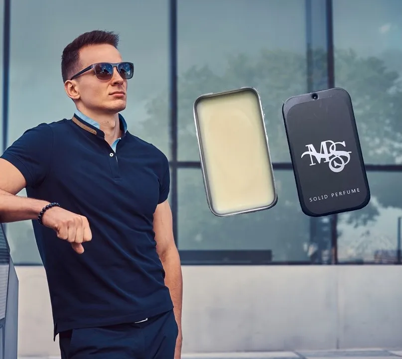 Однотонный ароматный мужской дезодорант 10 парфонов