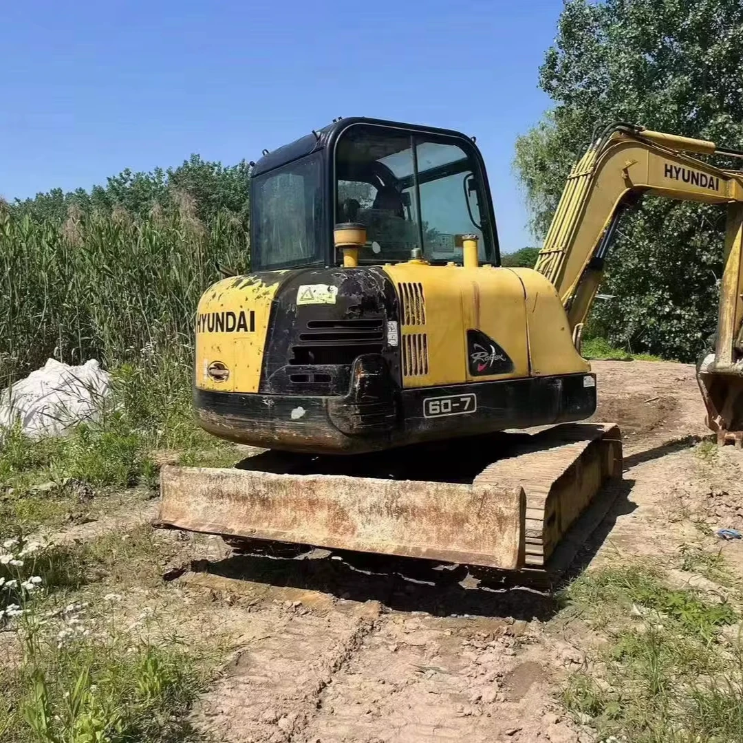 Used Hyundai Wheel Excavators HX60 HX55 second hand wheel excavator cheap low price For sale