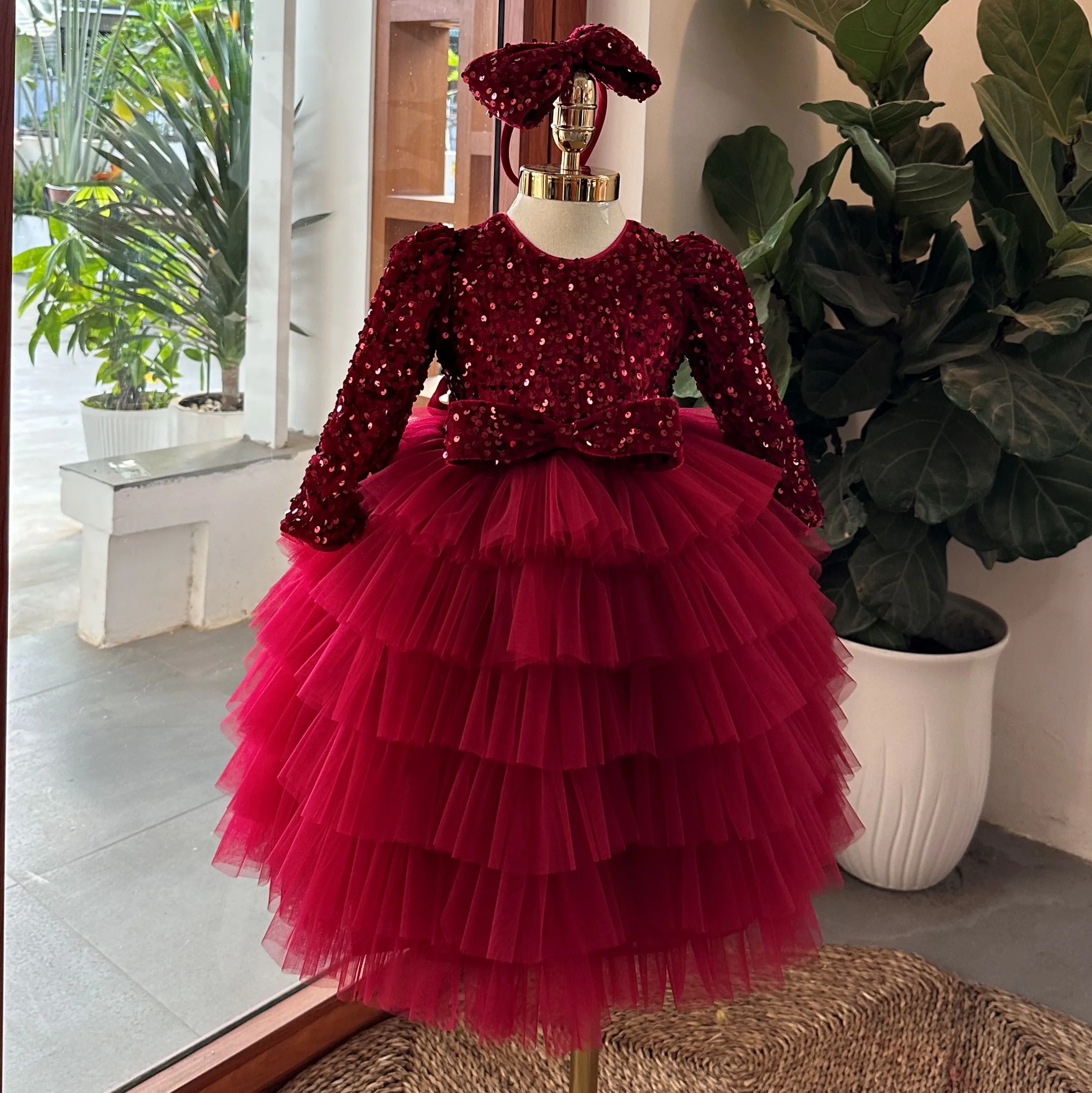 Winter Velvet Dress Velvet embroidered sequins mesh long-sleeved warm and beautiful dress for girls Vietnam 12 Old High Quality