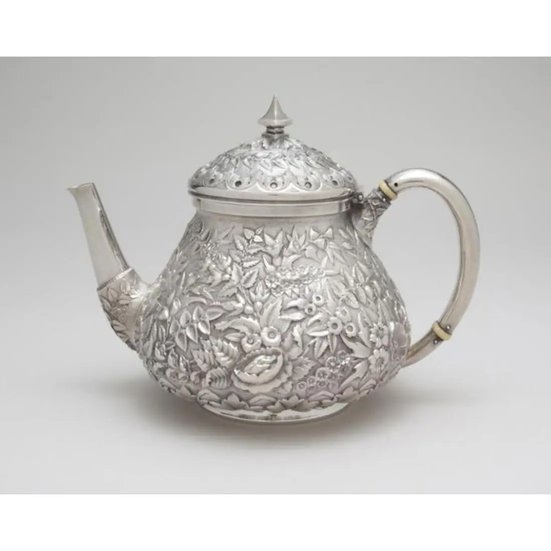 Best Selling Kitchen Product Serving Metal Tea Pot Hotels And Household dinning Display Breakfast Tea Pot Office Teas Kettle