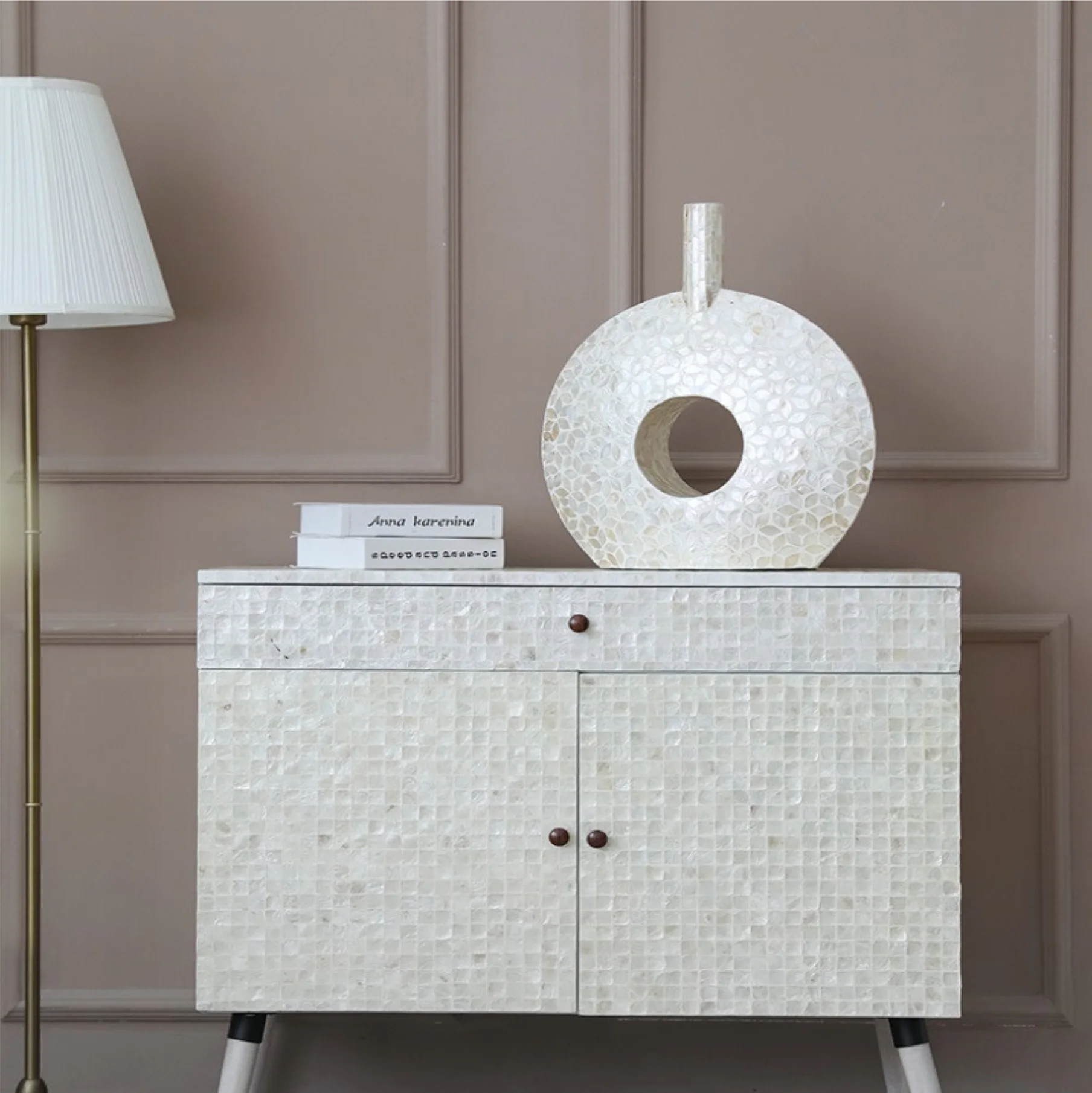 New Arrived 2023 Exquisite Mother Of Pearl Inlaid Vase Shell Luxury Table Vase MOP Mosaic Unique Vase Decor Living Room Bedroom