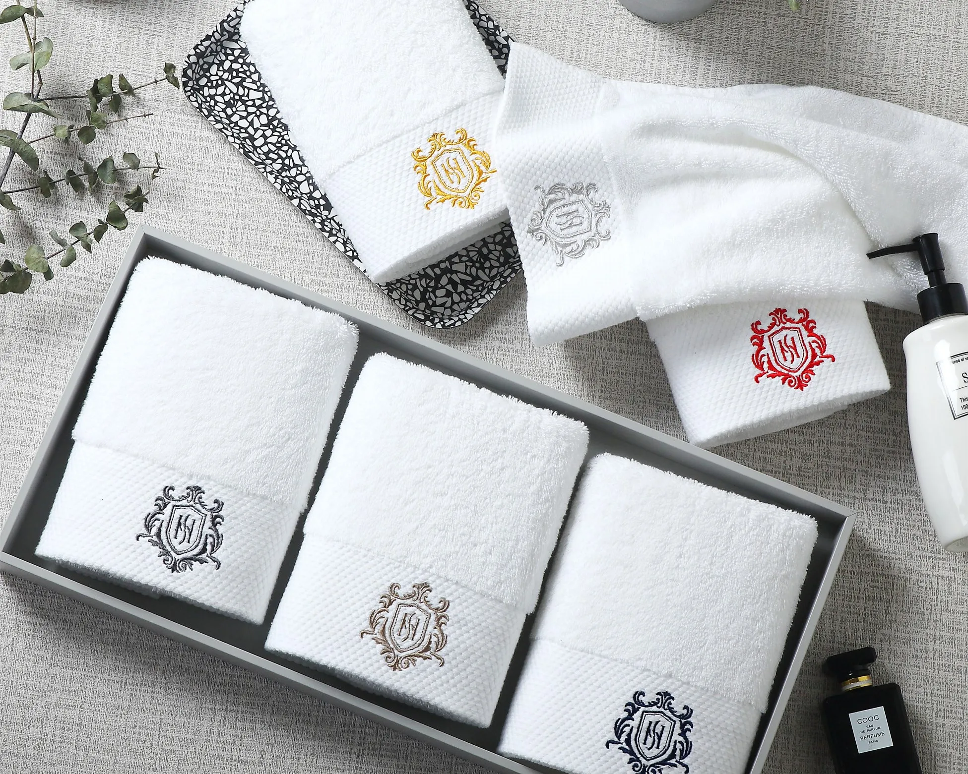Clean and Classy Hotel Towel Set Pure Cotton 150g 32s Plain Woven Hand Towel Breathable