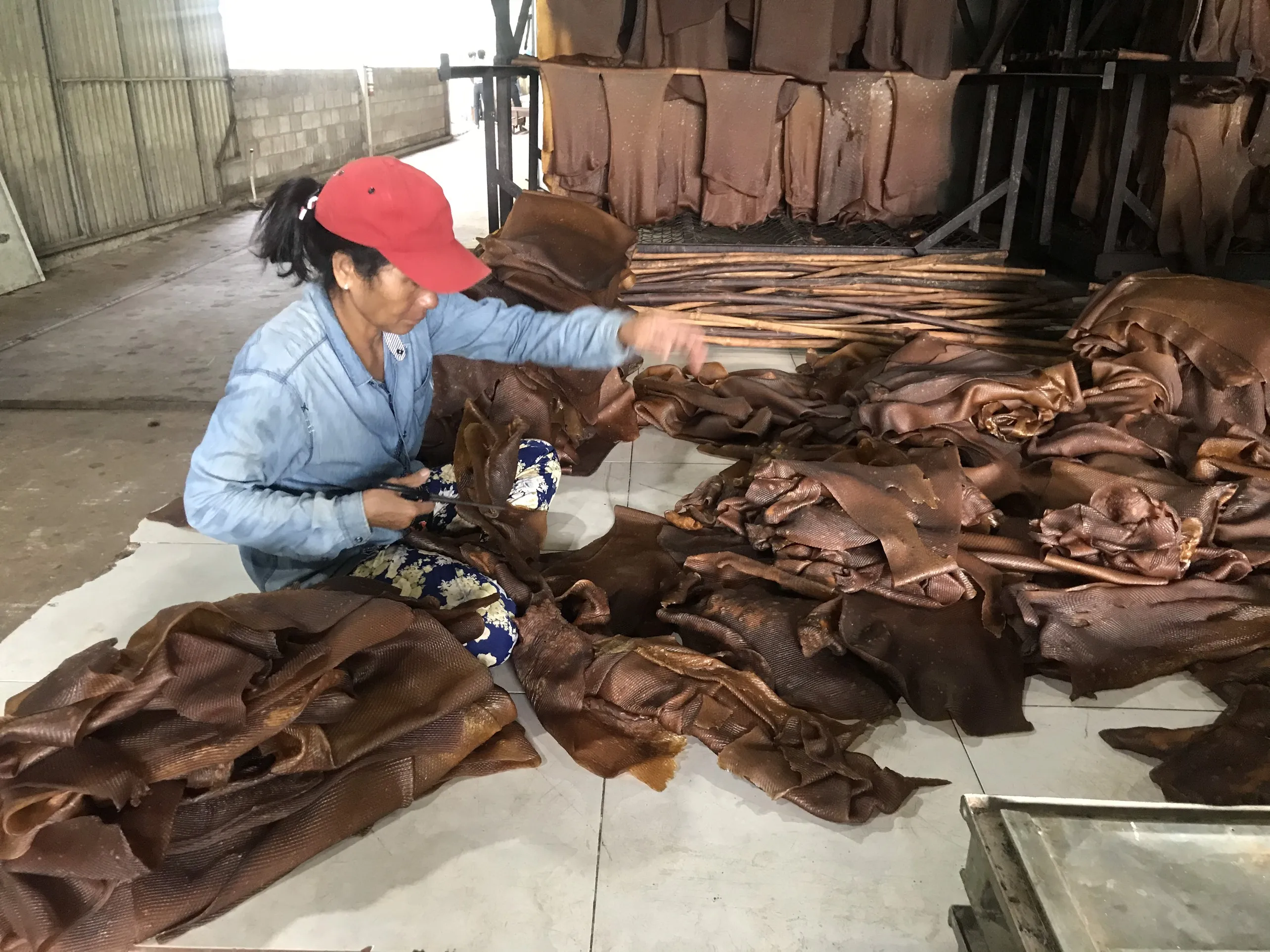 Натуральный каучук, ребристый, матовый лист RSS1 во Вьетнаме