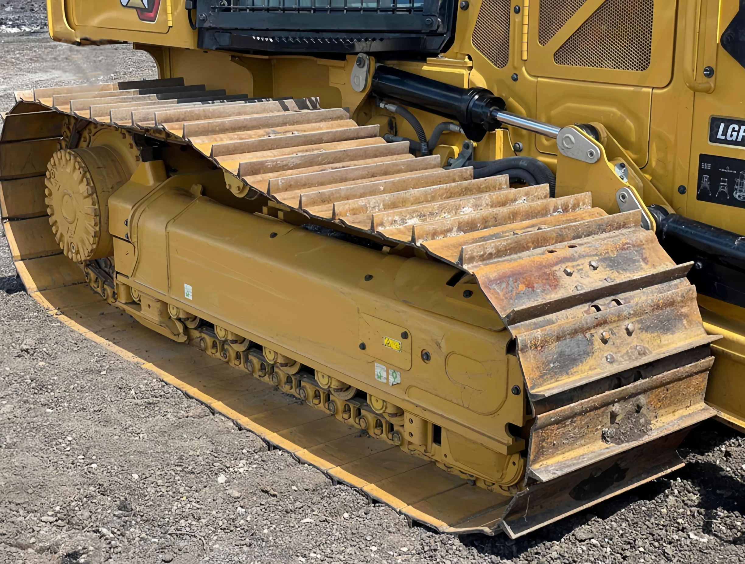 Popular Dozer Line Of Bulldozer Less Usage 2021 Caterpillar D1 LGP Crawler Bulldozer Ready to Operate