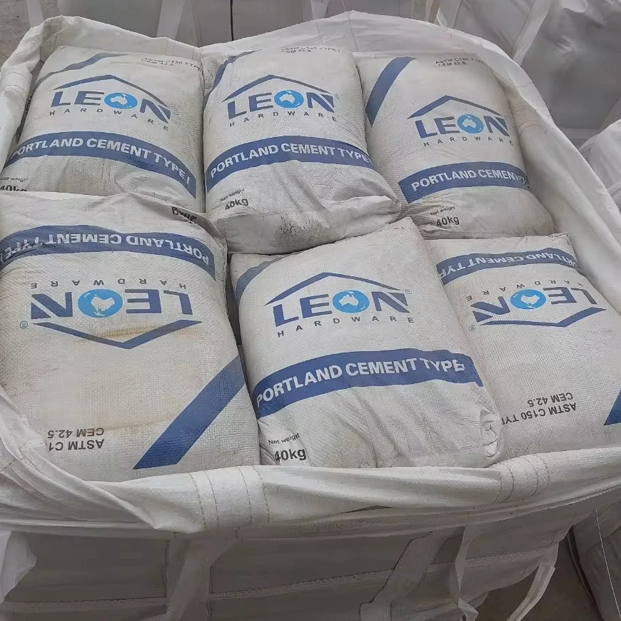 Wholesale Customized packaging 50kg 40kg 20kg 25kg bag Building construction materials Grey Color Rapid Hardening cement