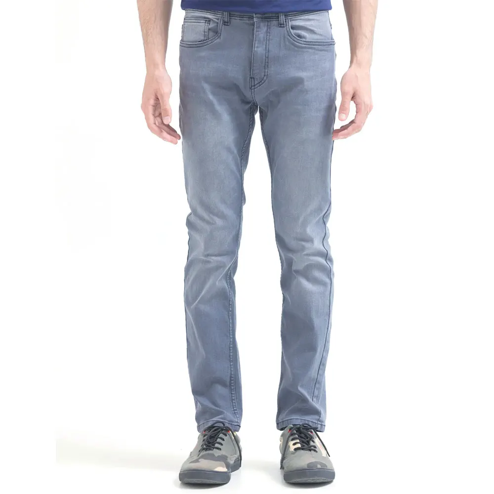 Trendy Fashionable Hot Selling Denim Comfortable Straight Fit Full Length Jeans for Boys in Different Colors Made in pakistan
