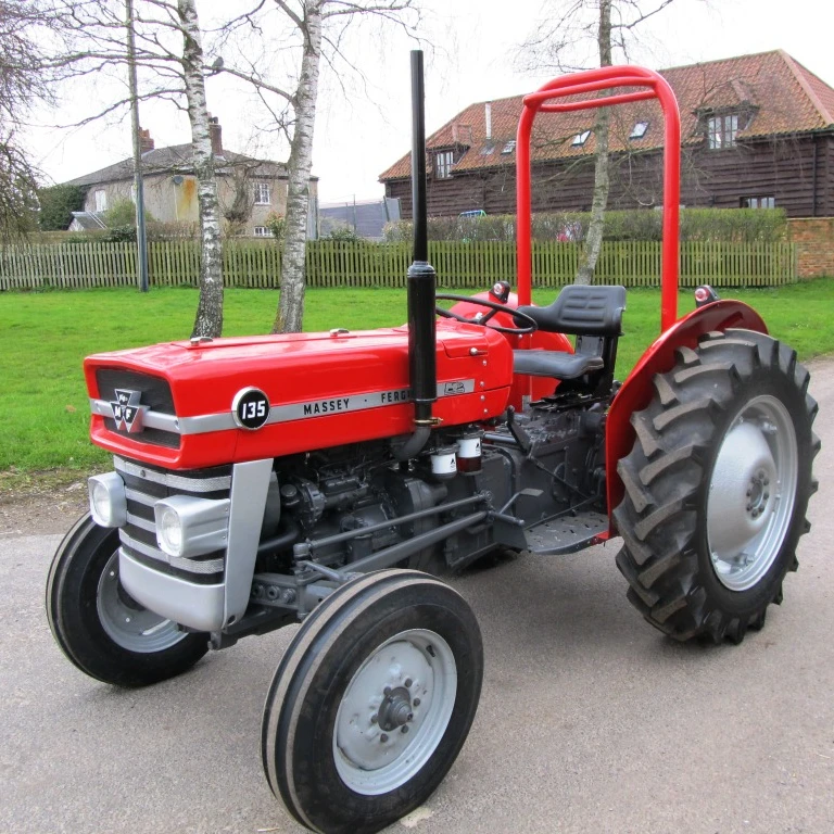 Good Reconditioned Fairly Used MASSY FERGUSON tractor 135 MF-135-5-3-8 / Farm tractor
