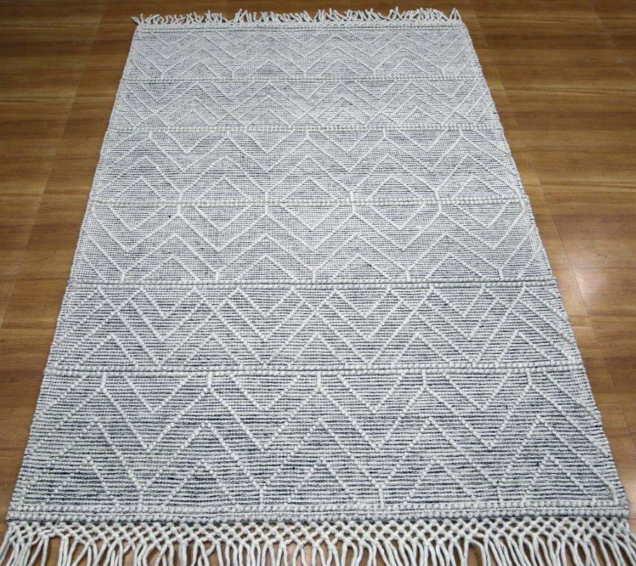 BEAUTIFUL HAND MADE CHIC OUTDOOR INDOOR RUG RECYCLABLE SUSTAINABLE PET YARN CARPET RUG