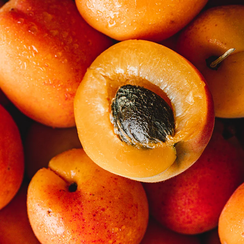 Made in Italy Fruit Juice Apricot nectar in carton pack La Doria customizable for private label 6x1000ml 33,8oz