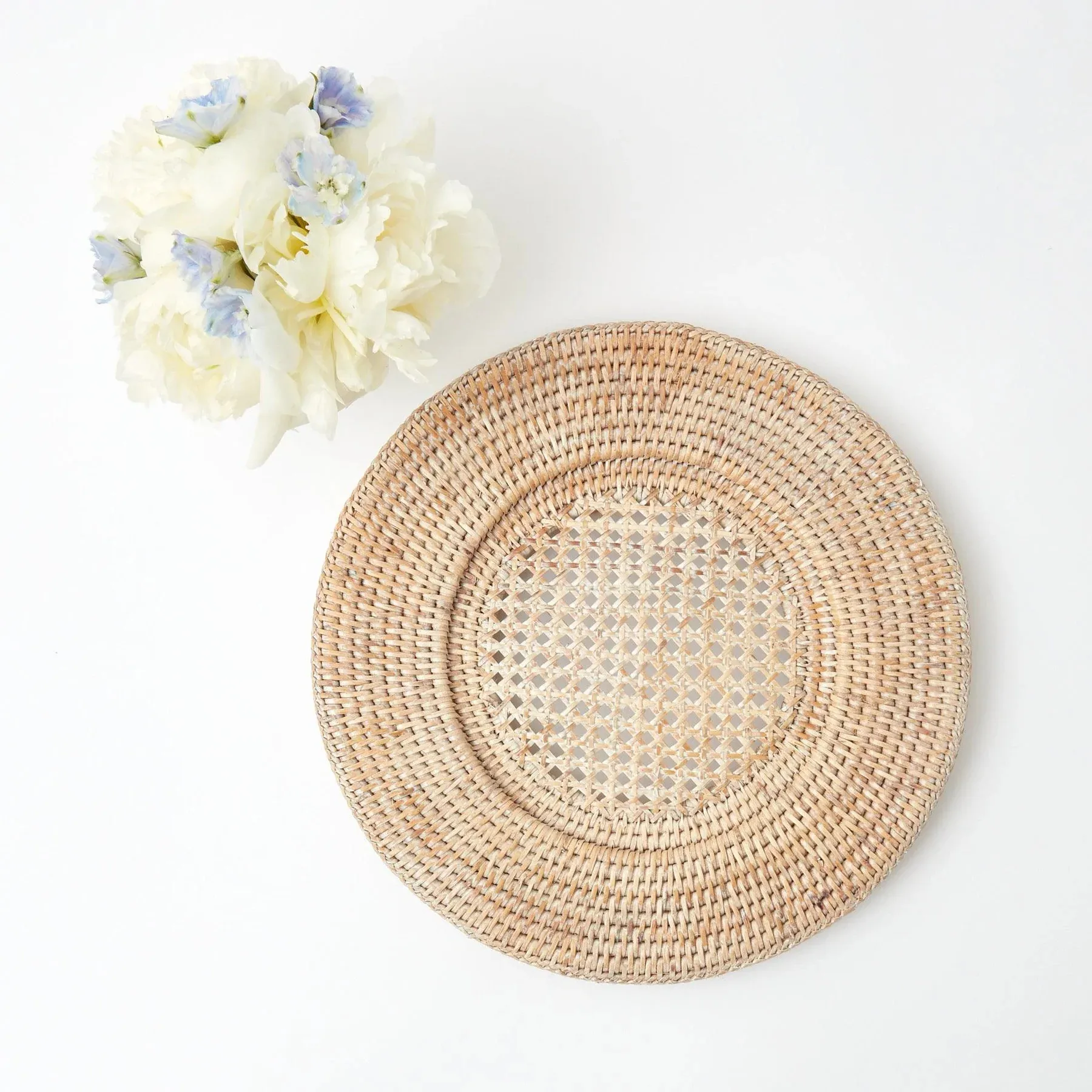 Biodegradable rattan charger plate table dinnerware placemat eco friendly natural cheap price from Vietnam