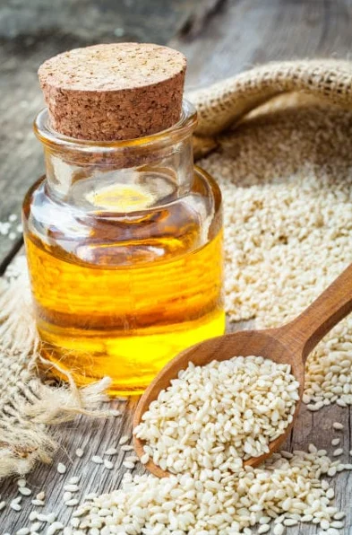 Popular Guaranteed Superior Sesame Oil Fresh 100% Pure Natural 2 Years Shelf Life Top Selling Factory Price from Bangladesh