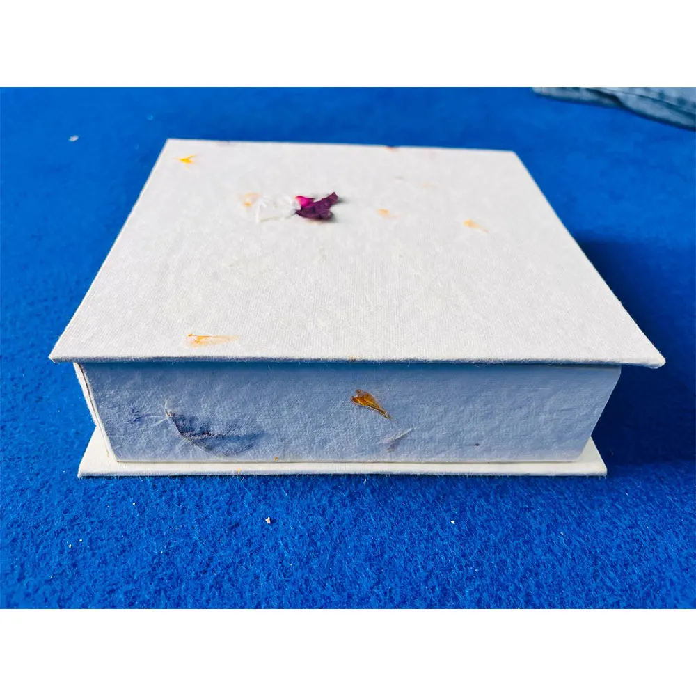 Best Quality Handmade Rifilling Leather Journals with Book Mark and Gift Boxes Available Custom Size and Color