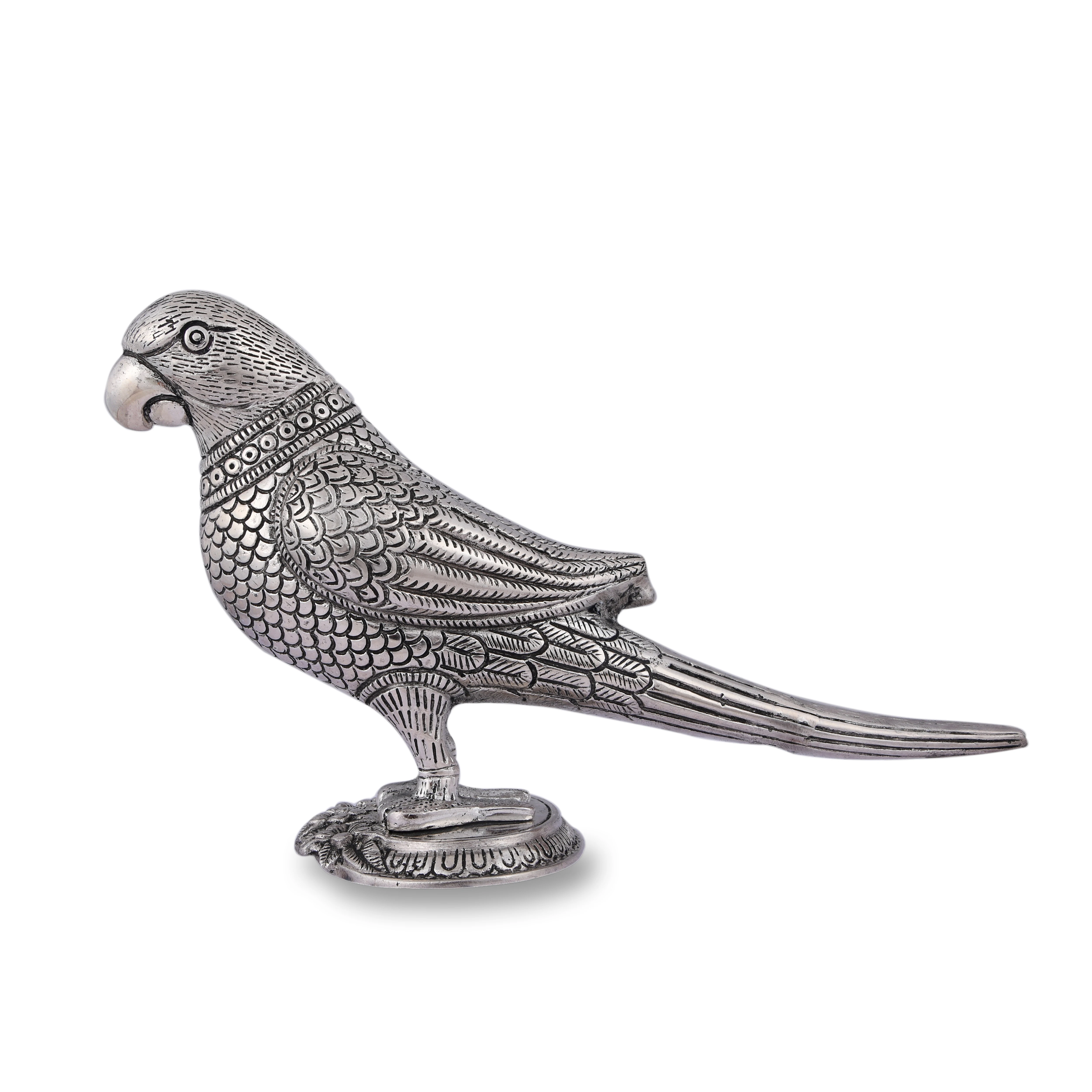 New arrival handcrafted metal silver plated antique parrot with base for home decor and return gifts parrot mambo