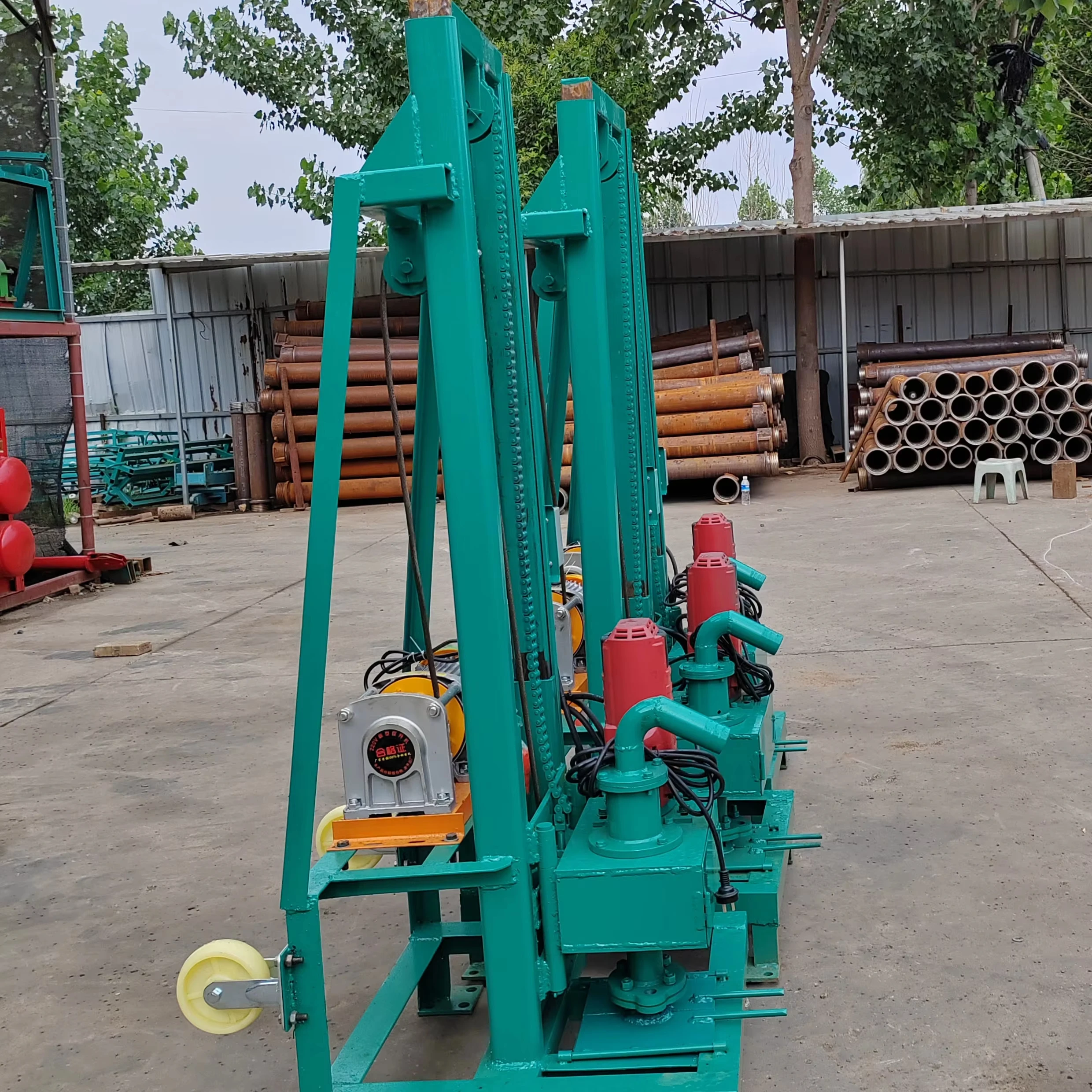 Small Caliber 220V 100 Meter Portable Construction Rig New Motor Pump Core Components Water Well Drilling Rig Made in China
