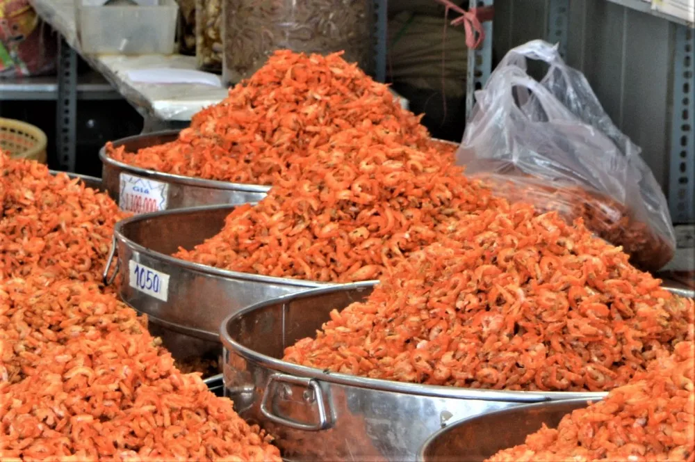 Best Price Dried Shrimp For Export Hot Selling Big Size Aquarium Shrimp Dried Sea Food From Vietnam Ready To Ship