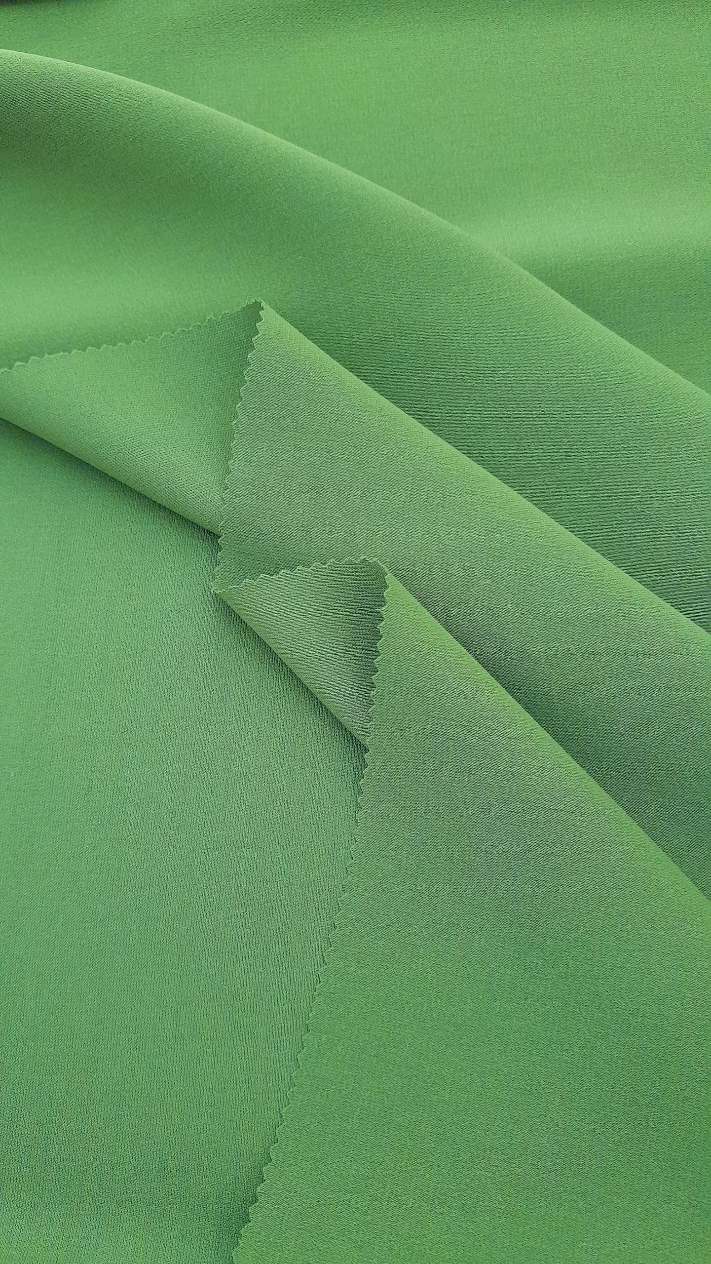 POLYESTER PLAIN CREPE FABRIC VIETNAM WHOLESALE LOW MOQ HIGH QUALITY CHEAP FOR CLOTHING FABRIC TEXTILE M985E MADE IN VIETNAM