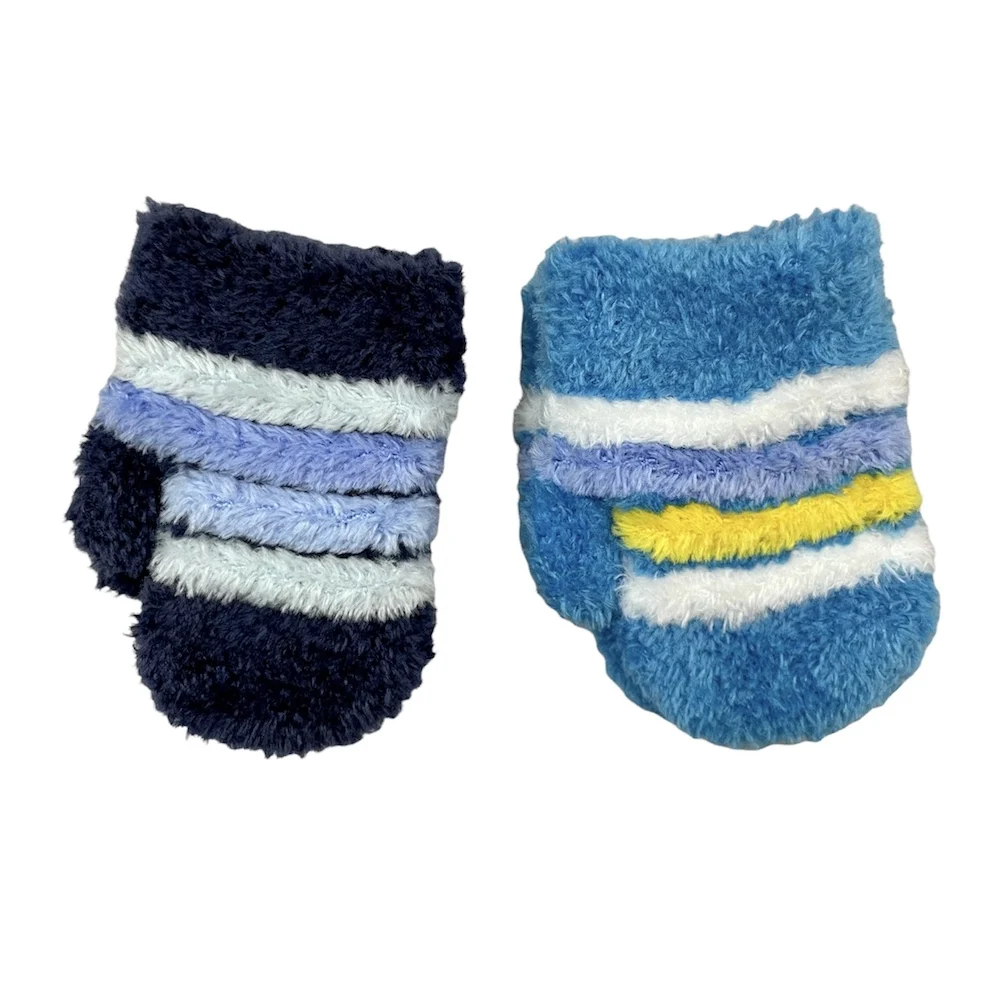 Soft feather yarn and super stretchy knit baby mittens