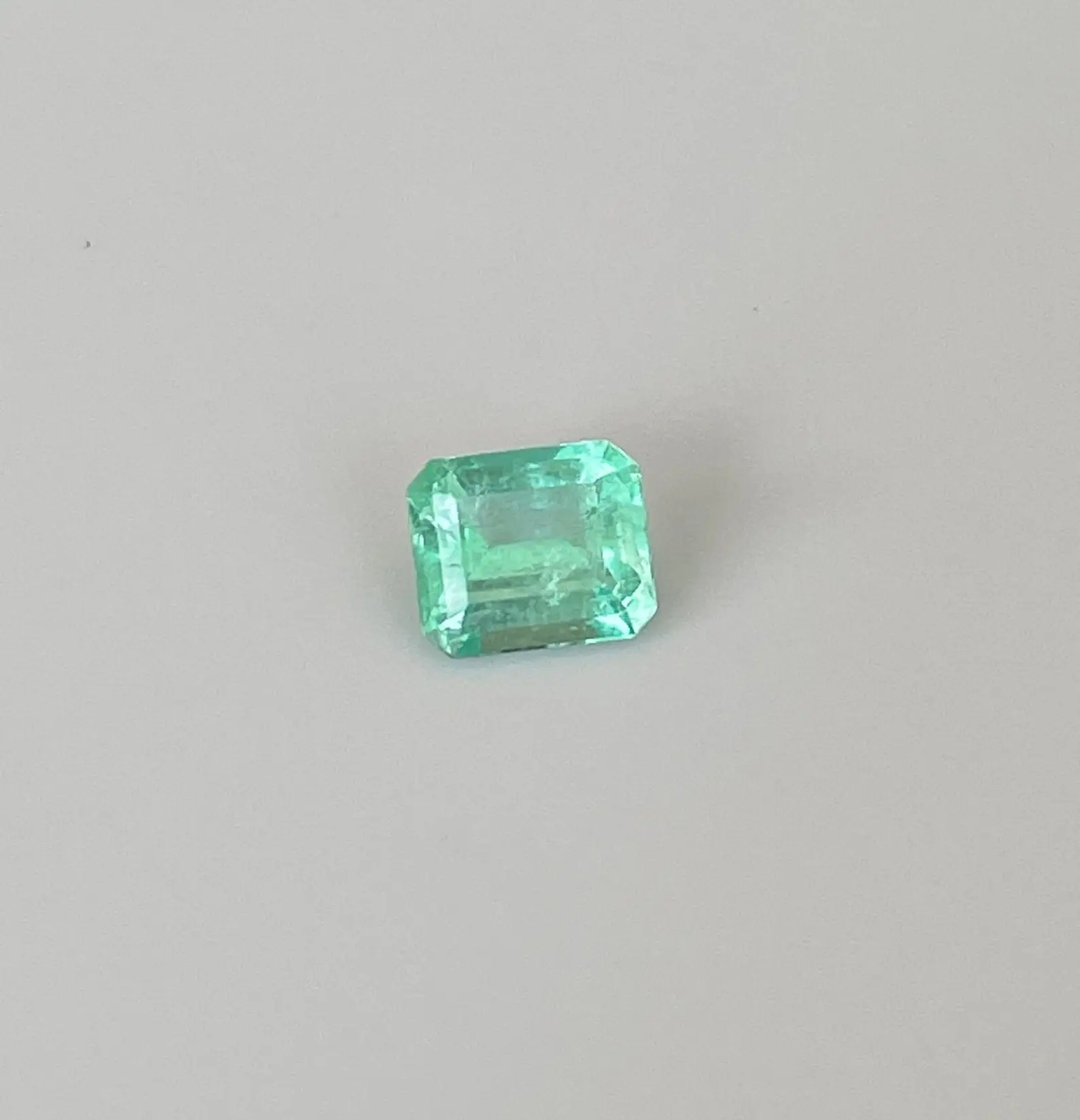 Натуральный колумбийский Зеленый Изумрудный 3.44cts восьмиугольный натуральный свободный Изумрудный Берил немонтированный Ограненный Зеленый Изумрудный драгоценный камень