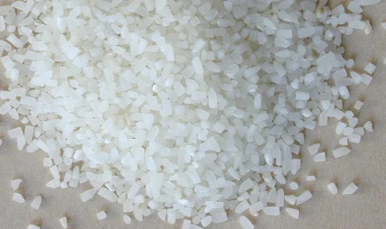 Broken 100% White Rice From Vietnam Supplier Pure Grain Cheap Price For Export Wholesale OEM Customized Packing 25kg 50kg bag