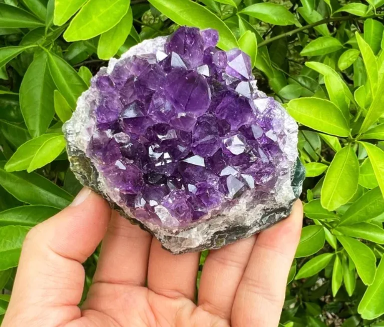 Wholesale Natural Amethyst Crystal Cluster Raw Gemstone Healing Stones Home Office Ornament Decorative For Sale