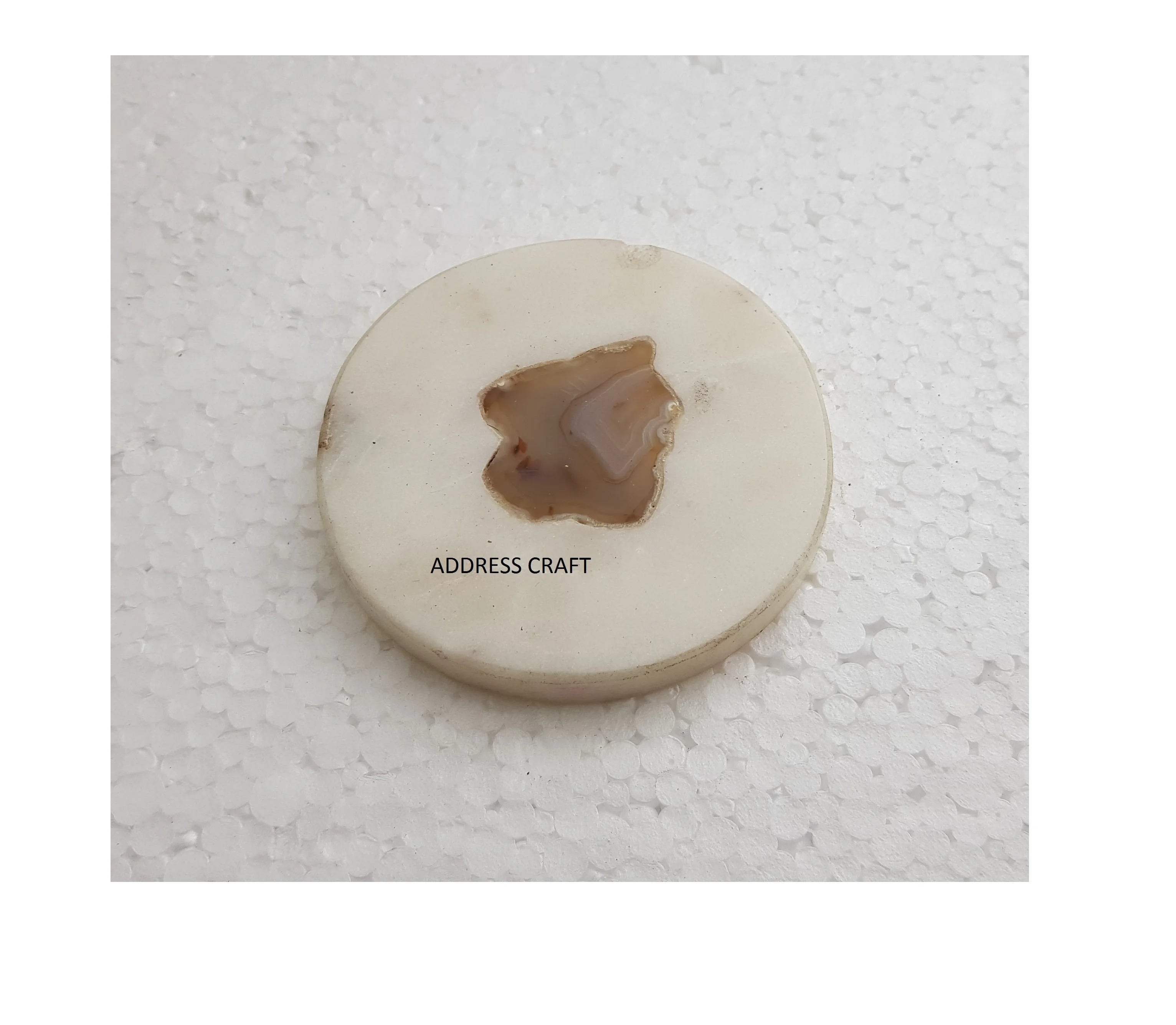 New Design Indian Handmade Marble And Resin Round Shape White Color Coaster Home kitchenware Restaurants Table Decorative Used