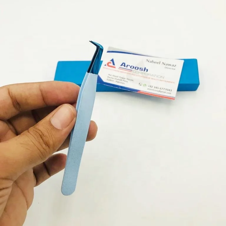 High Quality Customized 90 Degree Baby Blue Tweezers Sustainable Steel with Fiber Tip for Eyelash Extension Wholesale