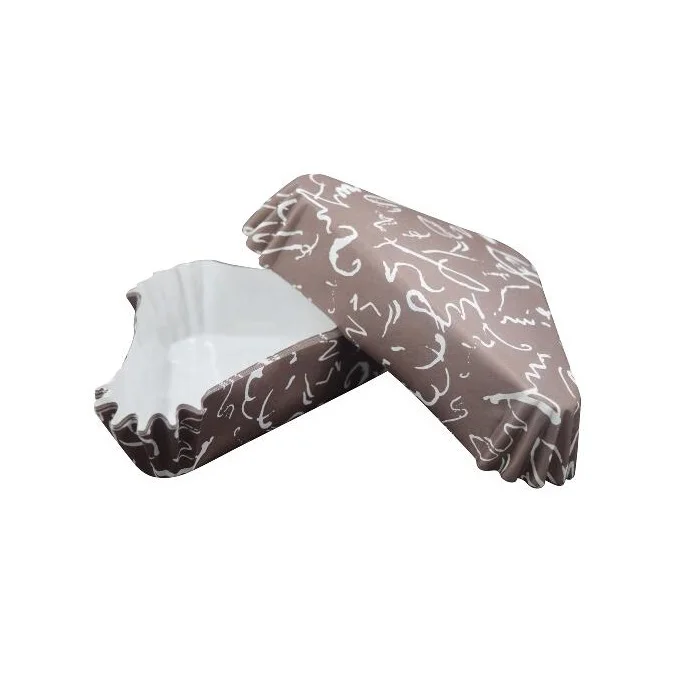 110g Food Grade Triangle Shape Paper Baking Cup With PET Coated Baking Cup For Bread Cake Snack