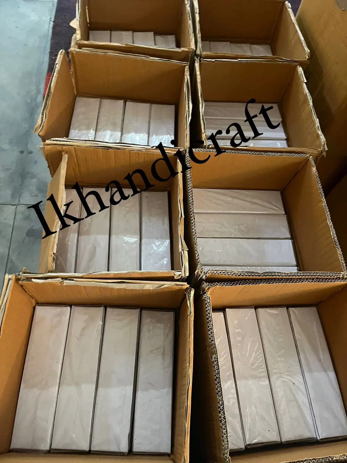 Most Selling Customise Personalised Juice Groove Kitchen and Tabletop Cheese Meat Chopping Boards for Sale Available Direct