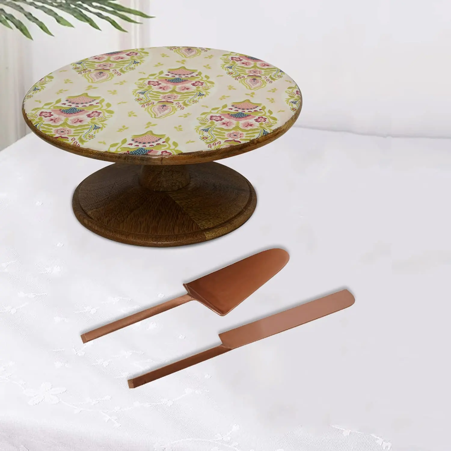 Luxury round Wooden Centerpiece Plate Natural Serving Tray for Wedding Decoration Insulated Cupcake and Dessert Holder