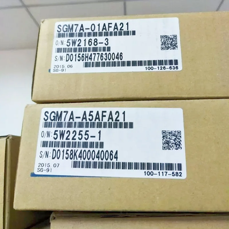 BRAND NEW ORIGINAL 200V 100W YASKAWA AC Servo Motor SGM7A-01AFA21